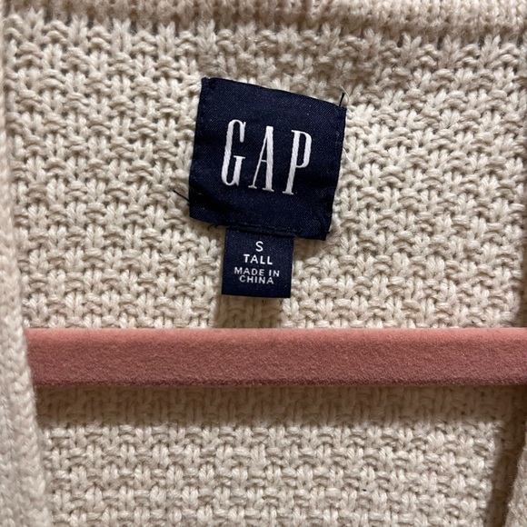 GAP button down sweater - Picture 4 of 4
